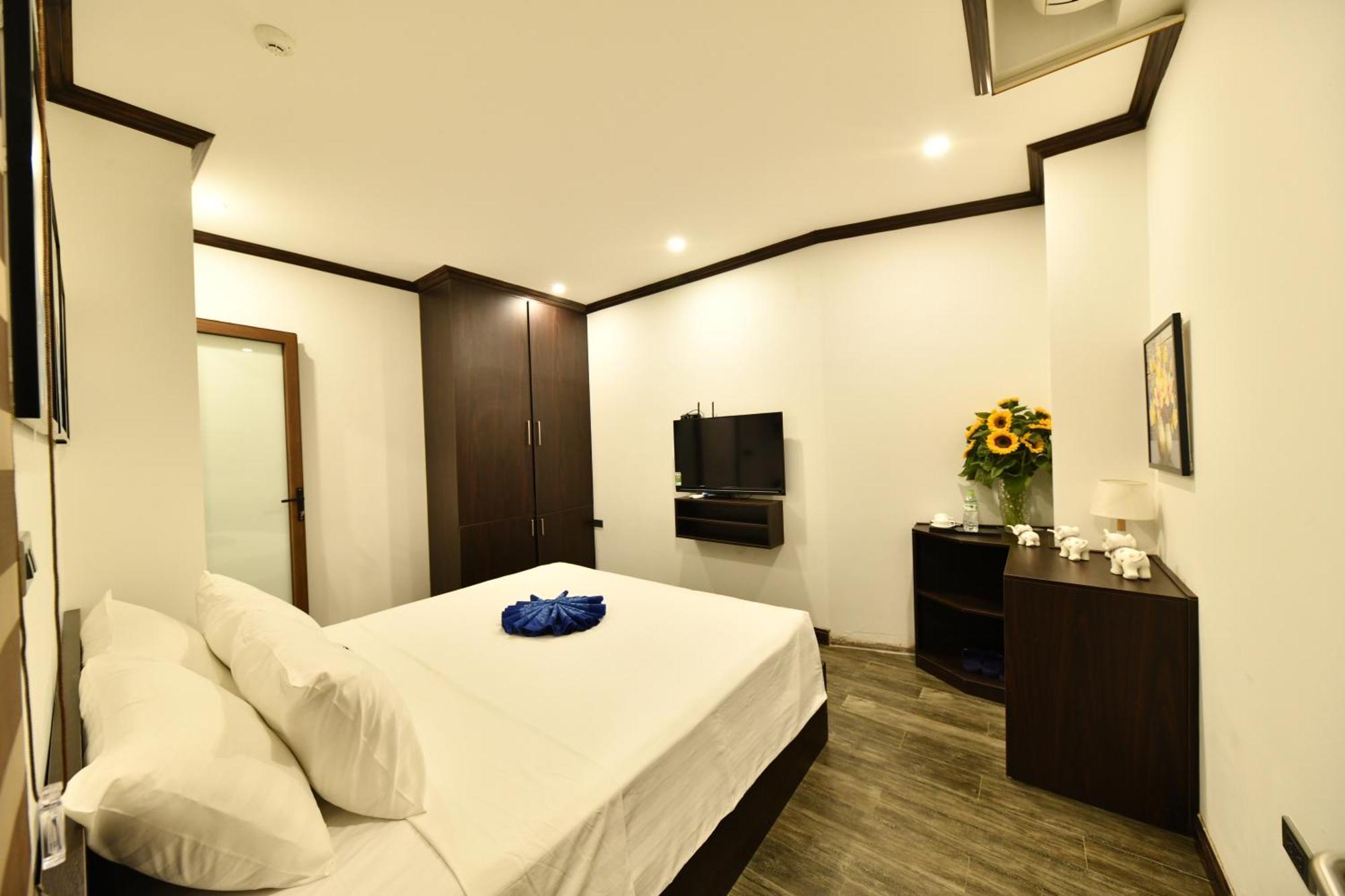 Kingdom Hotel Hanoi Exterior photo