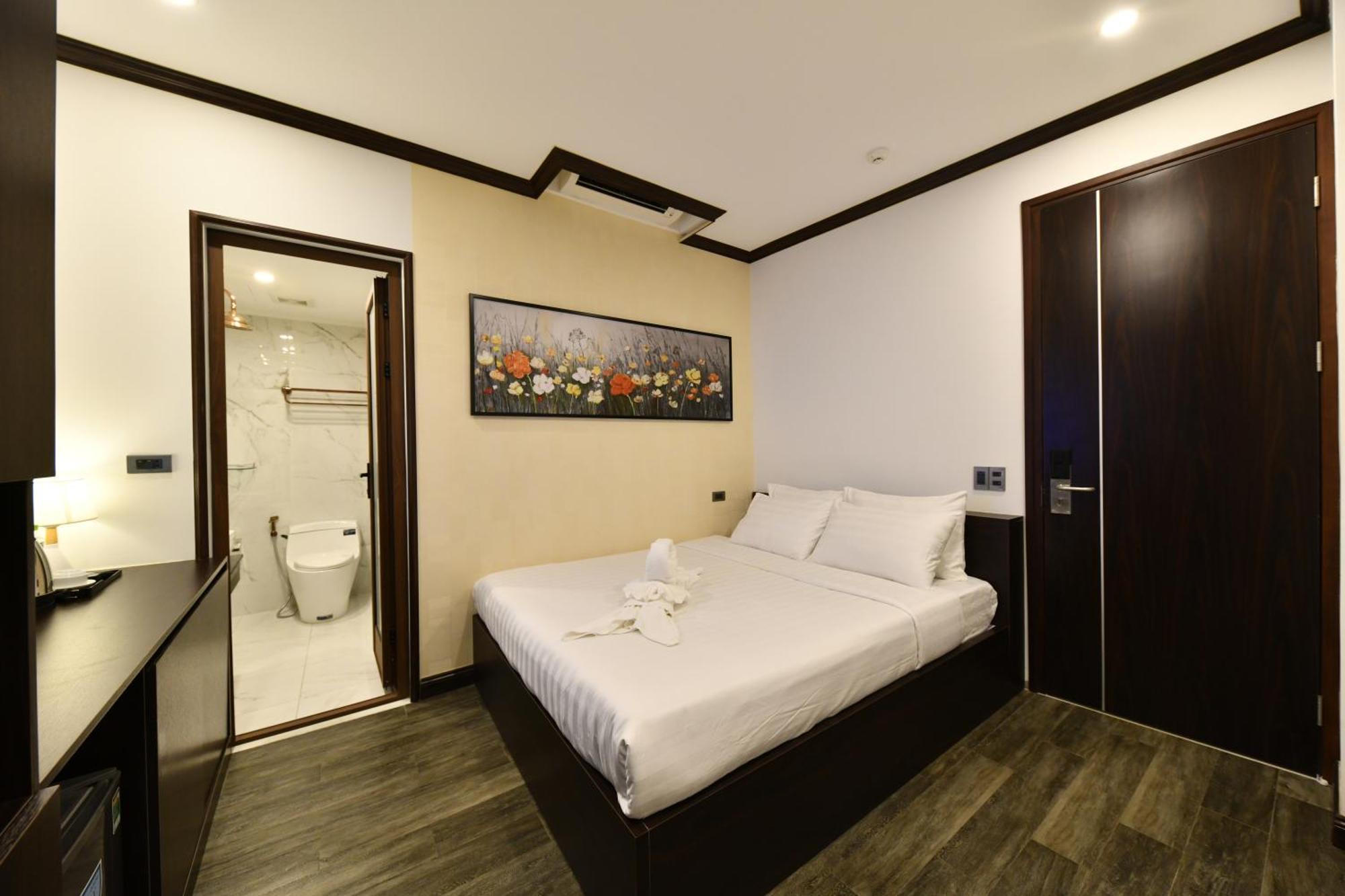 Kingdom Hotel Hanoi Exterior photo
