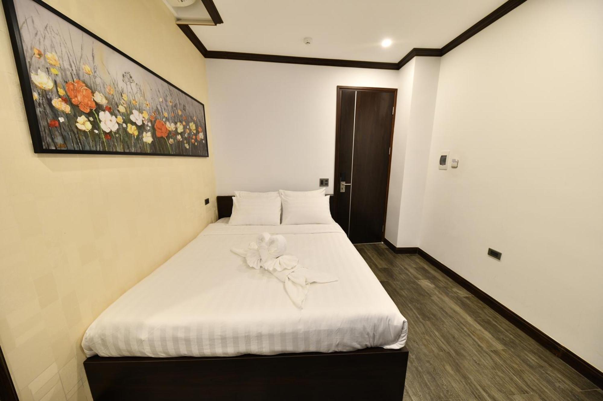Kingdom Hotel Hanoi Exterior photo
